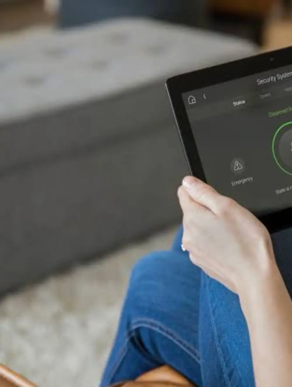 controle securite domotique sur tablette