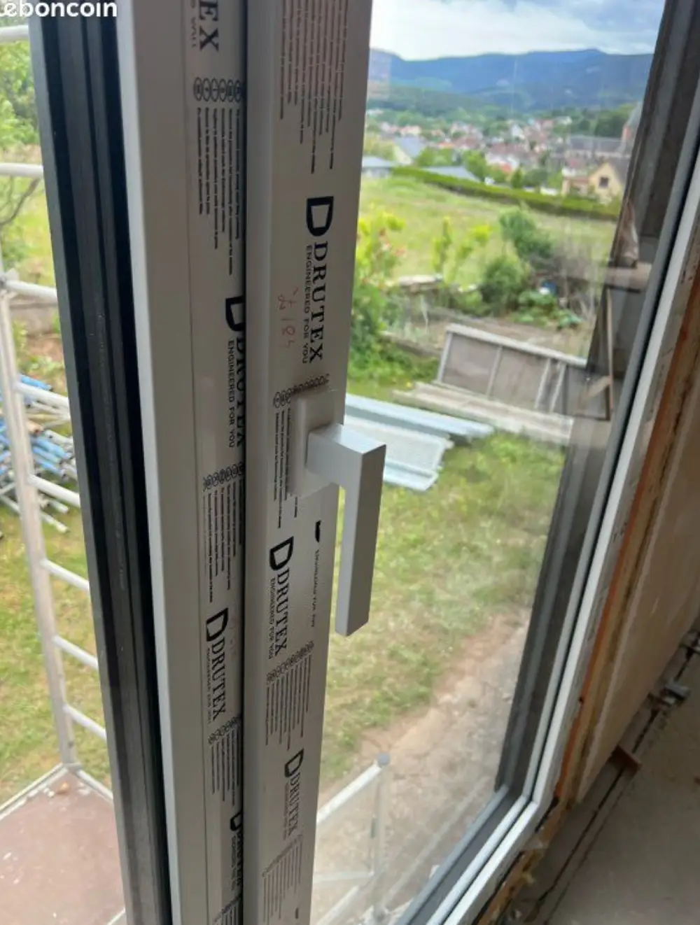 poignee porte coulissante pvc